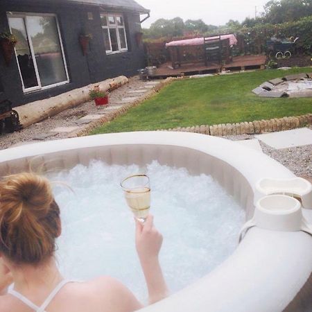 North Lodge Self Contained Guest Accommodations Kilkea Eksteriør bilde
