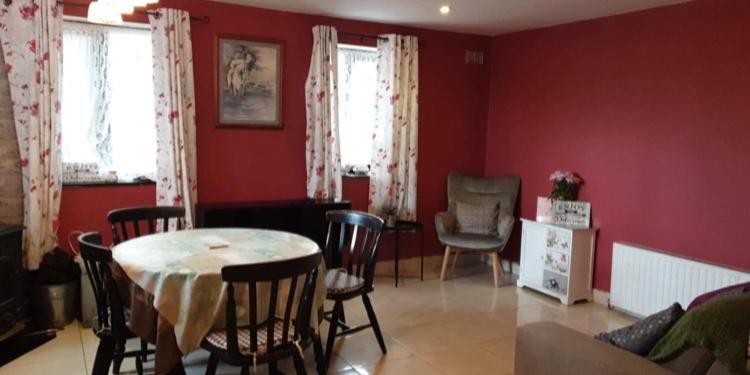 North Lodge Self Contained Guest Accommodations Kilkea Eksteriør bilde