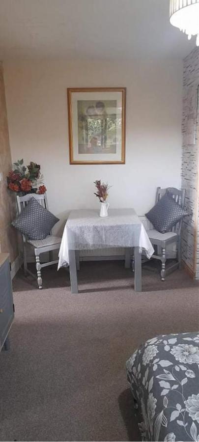 North Lodge Self Contained Guest Accommodations Kilkea Eksteriør bilde